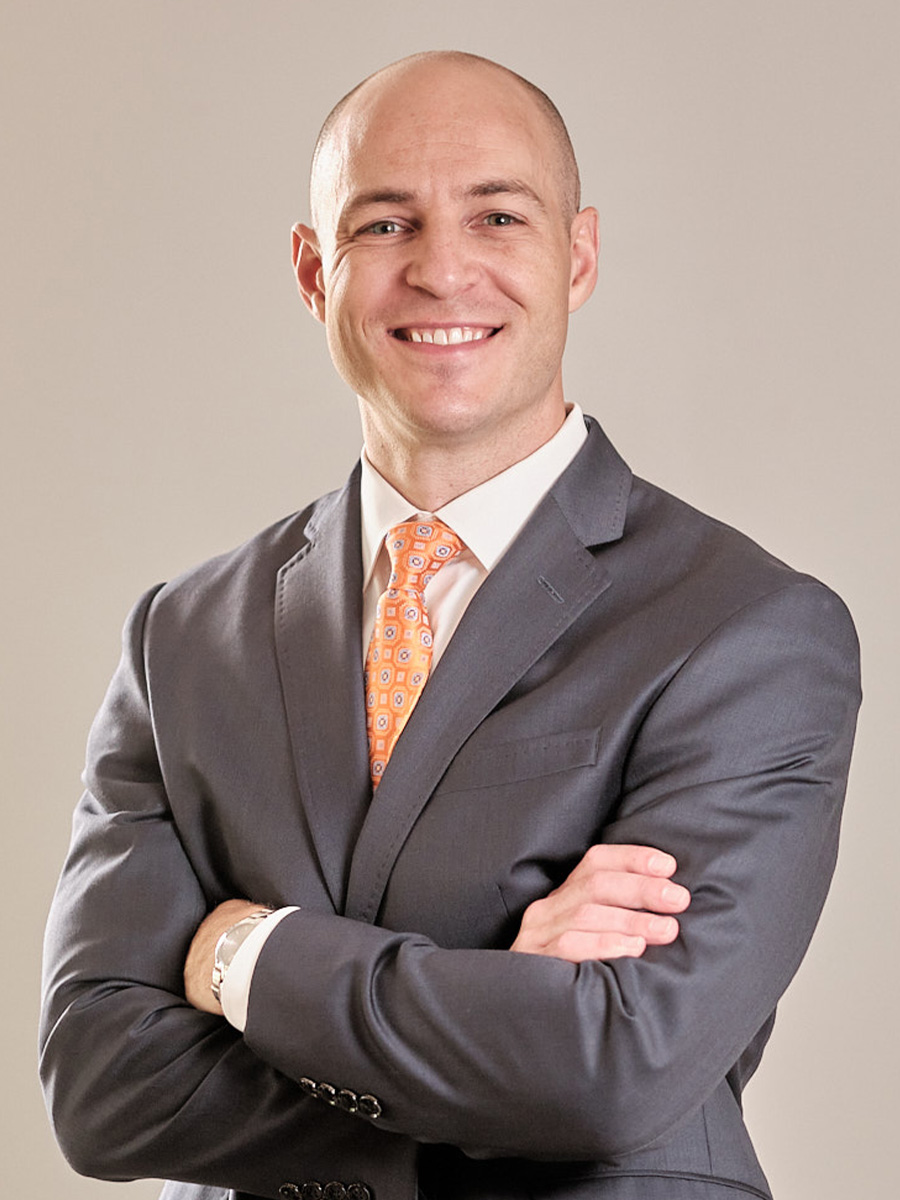 Dan Basinger CFP financial advisor for corporate employees, corporate executives, and high net worth families